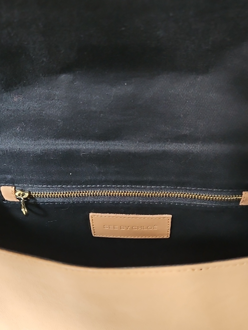 SEE BY CHLOE: Medium Scalloped Logo Bow Strap Leather Crossbody - Picture 4 of 8